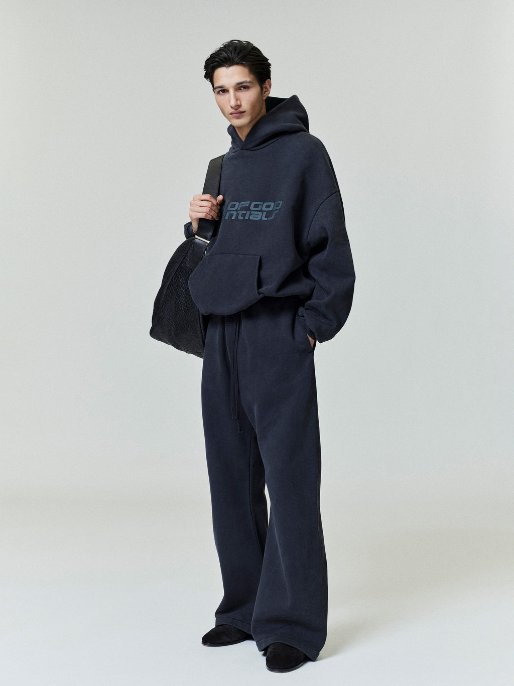 Fear of God Essentials Heavy Fleece 90s Hoodie Black
