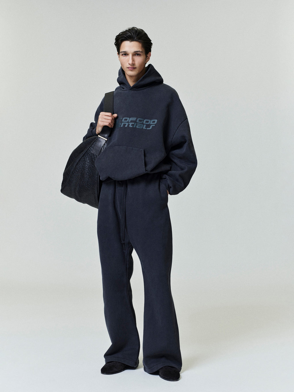 Fear of God Essentials Heavy Fleece 90s Hoodie Black
