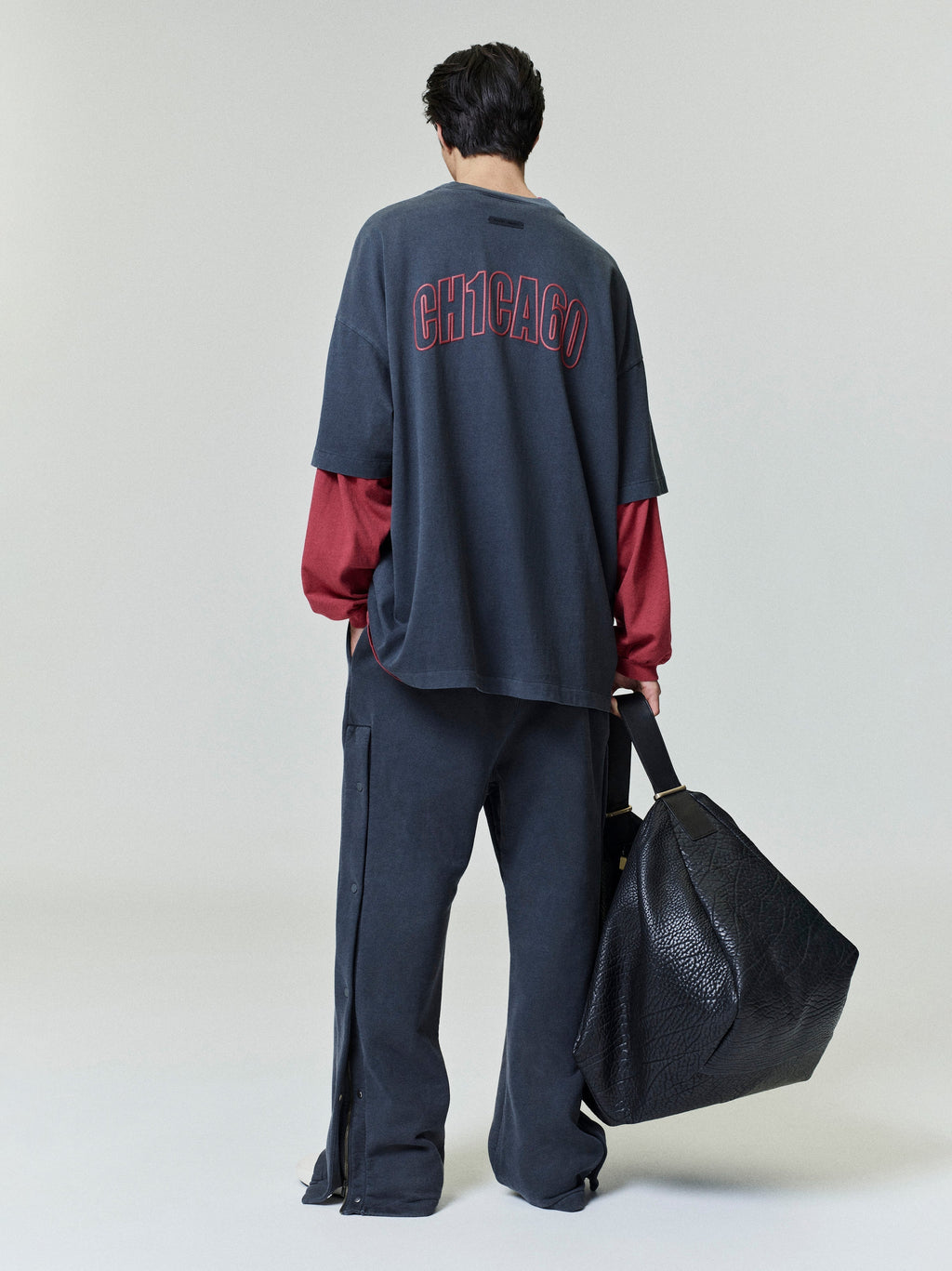 Fear of God Essentials Chicago City Exclusive 90s Oversized Tee Black Red