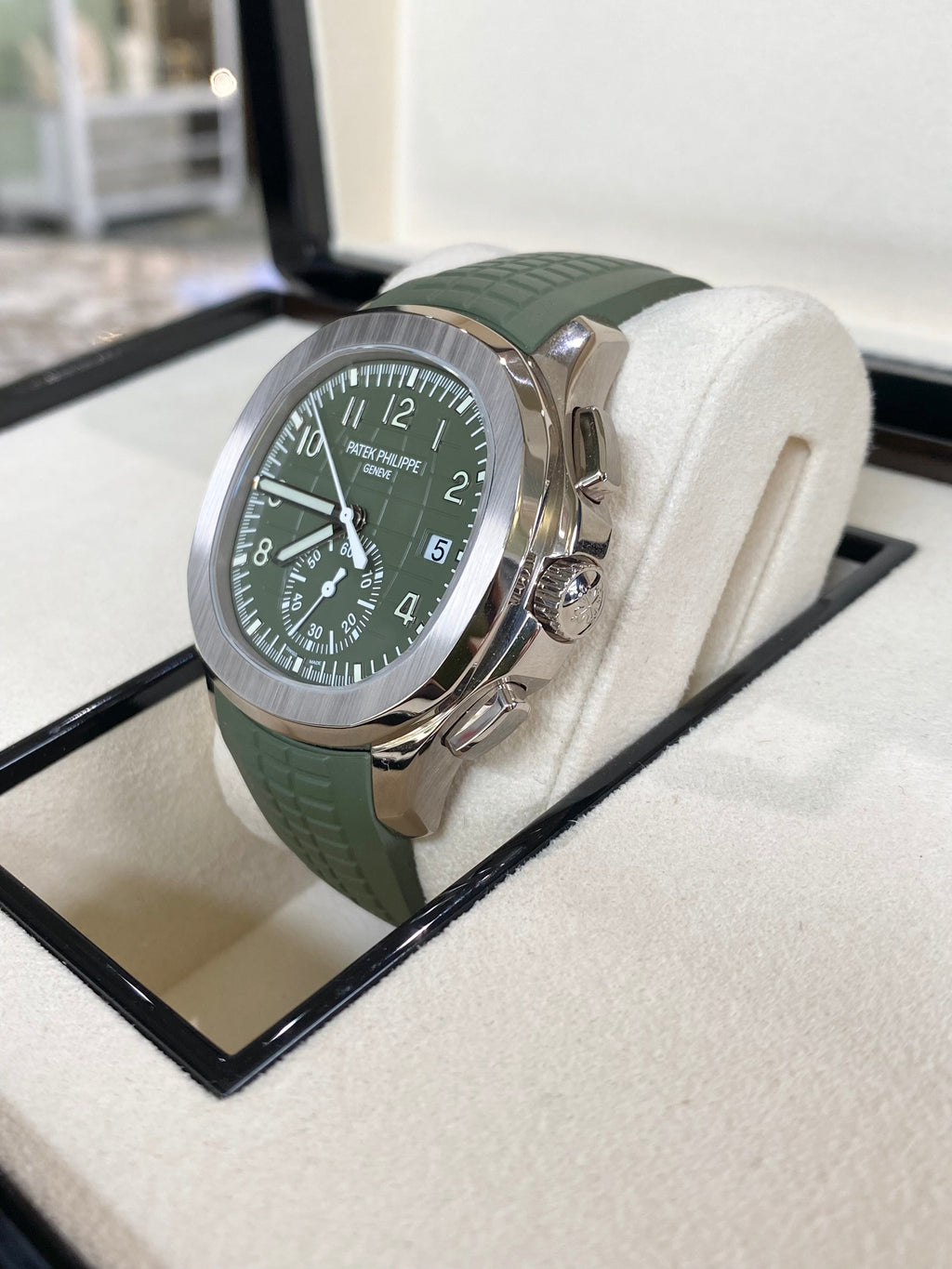 Patek Philippe Aquanaut 42.2 5968G-010 Khaki Green Dial Watch