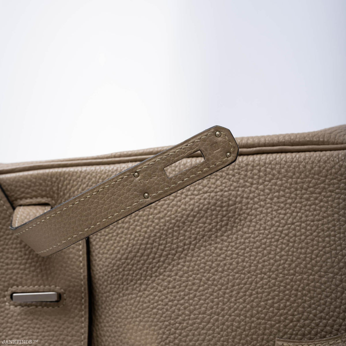 Bottom base of Hermes Birkin 35 Gris Tourterelle with stitching

