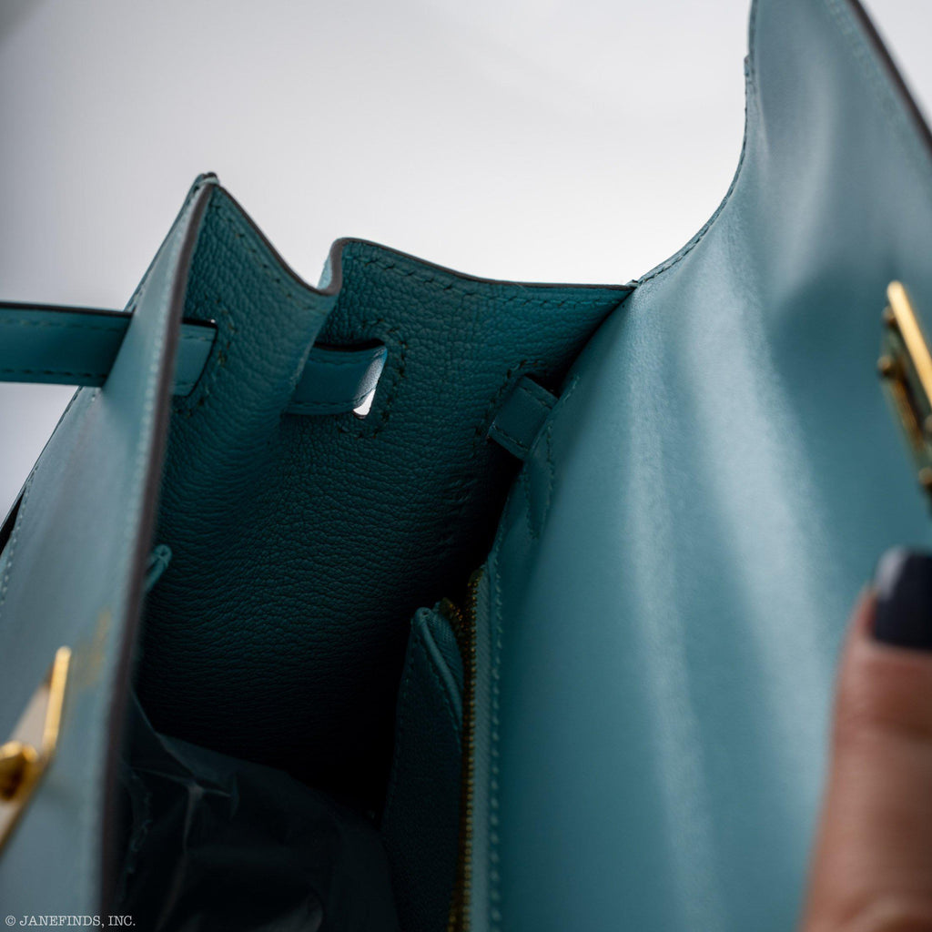 Gold hardware accent on the Blue Atoll Hermes Kelly 25 handbag