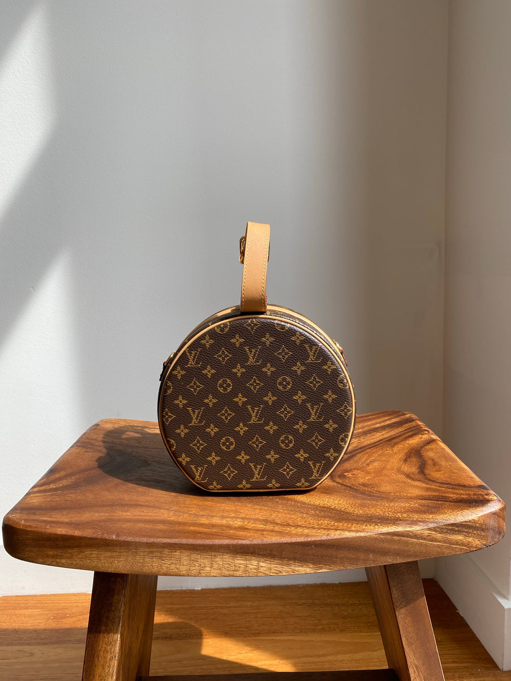 Louis Vuitton Monogram Petite Boite Chapeau M43514